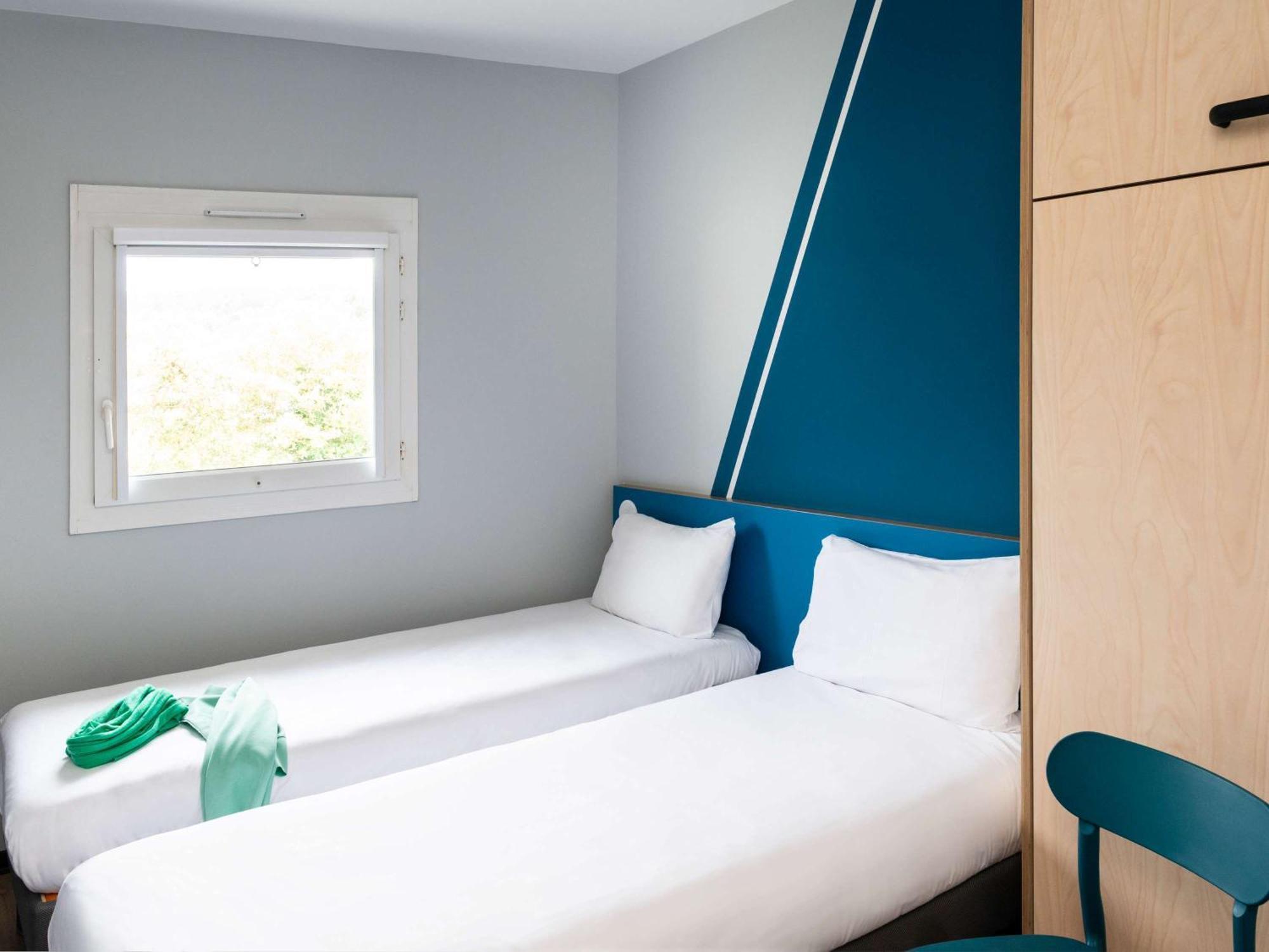 Hotel Ibis Budget Фекам Экстерьер фото