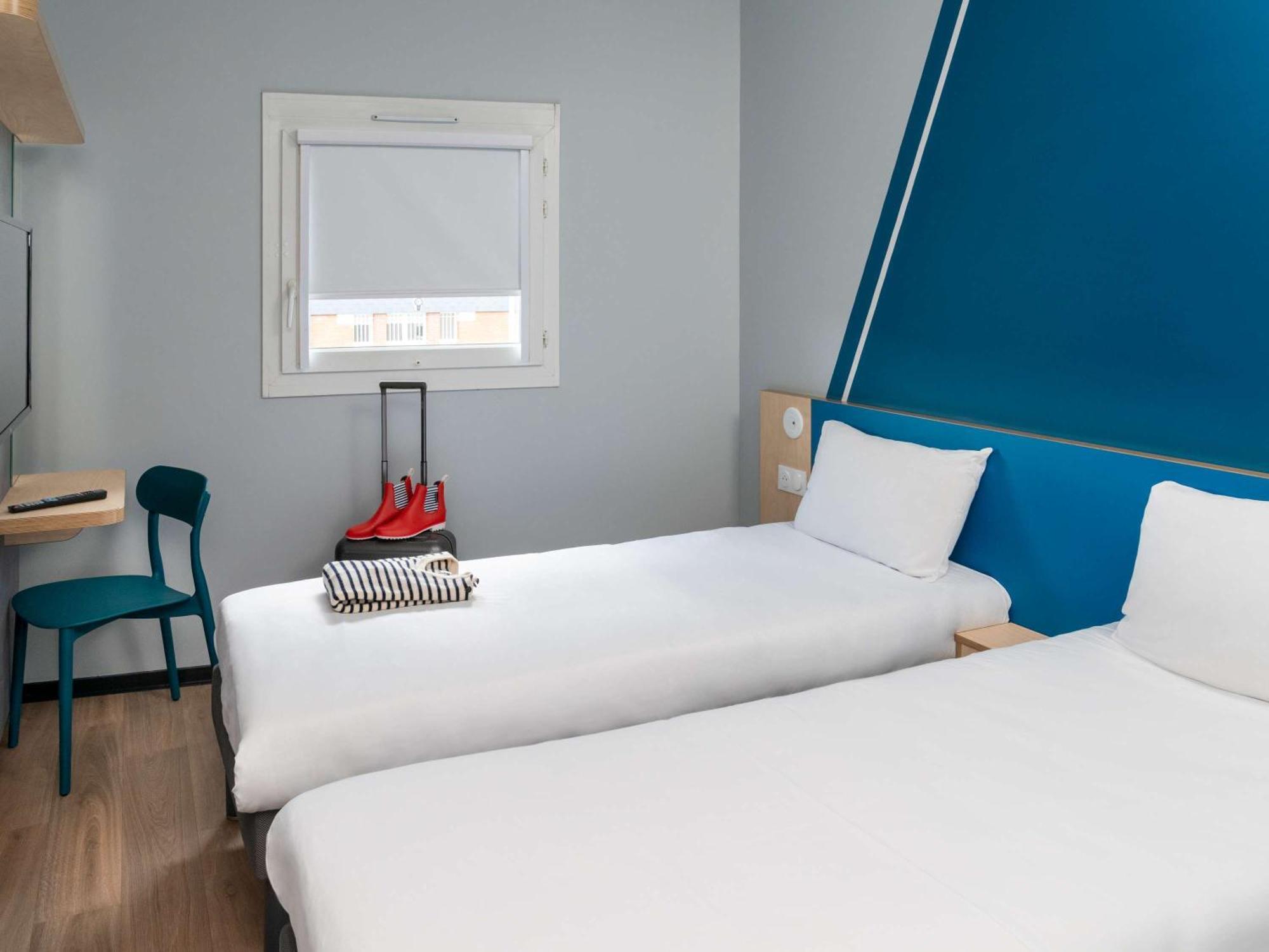 Hotel Ibis Budget Фекам Экстерьер фото