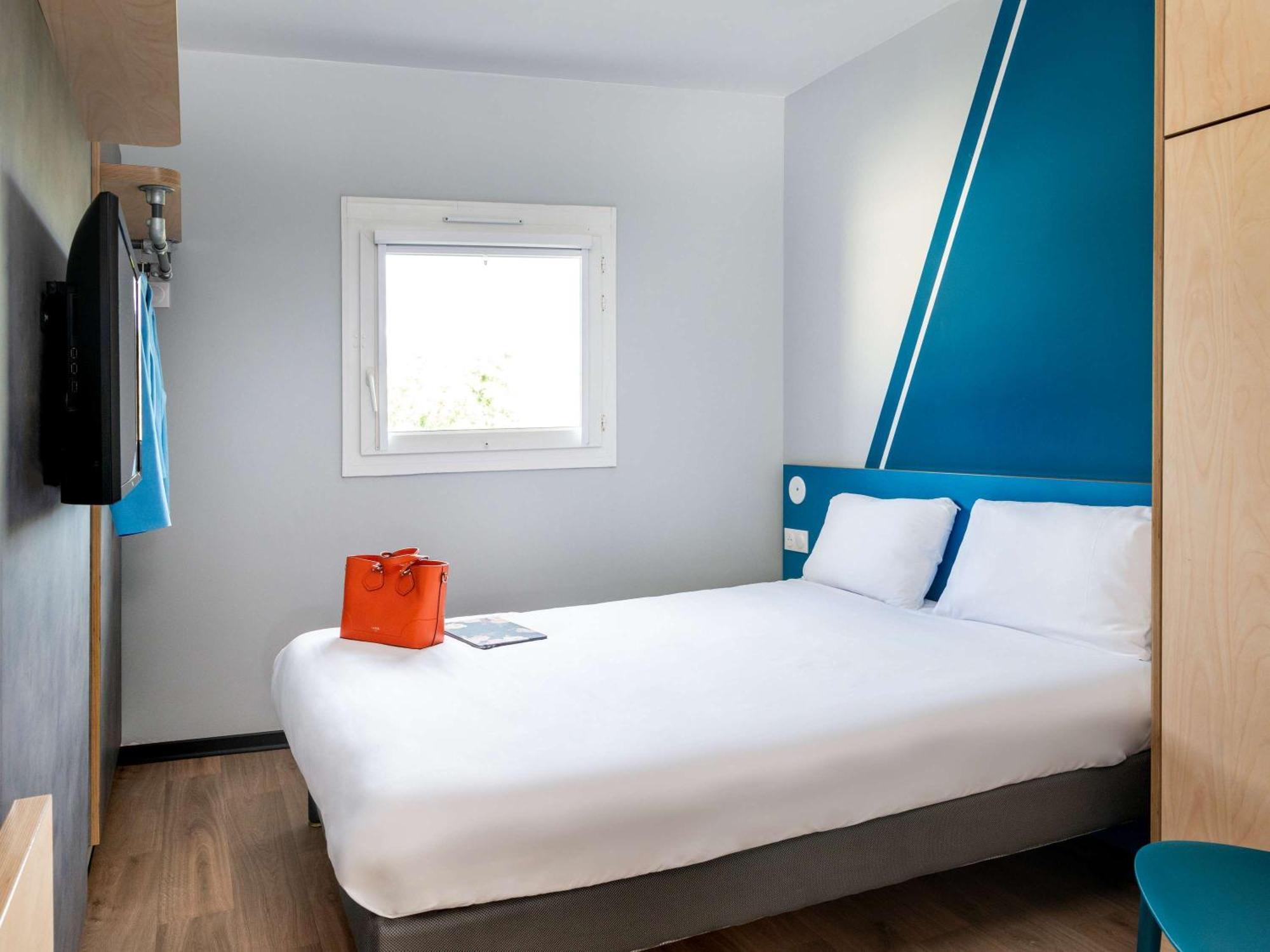 Hotel Ibis Budget Фекам Экстерьер фото